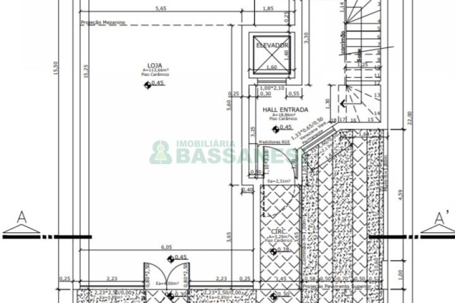 Loja com 160m², 1 vaga, no bairro Exposição em Caxias do Sul para Alugar