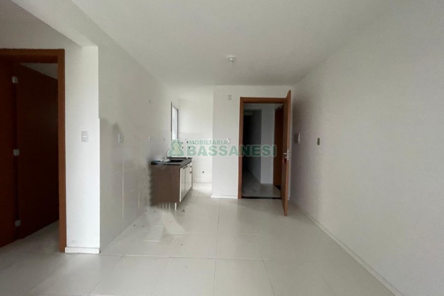 Apartamento com 45m², 2 dormitórios, 1 vaga, no bairro São Luiz em Caxias do Sul para Comprar