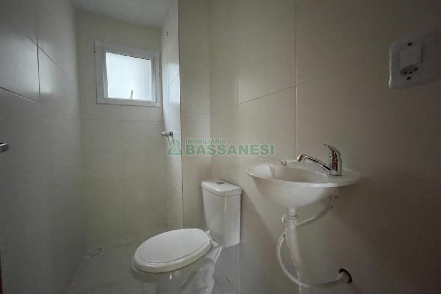 Apartamento com 45m², 2 dormitórios, 1 vaga, no bairro São Luiz em Caxias do Sul para Comprar