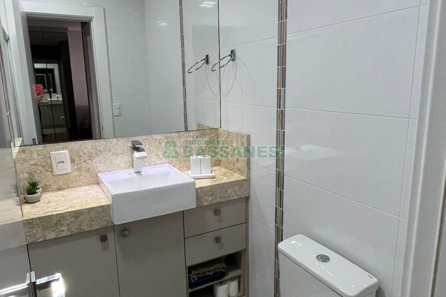 Apartamento com 57m², 2 dormitórios, no bairro Nossa Senhora da Saúde em Caxias do Sul para Comprar