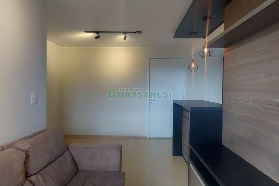 Apto Mobiliado com 58m², 2 dormitórios, 1 vaga, no bairro Vila Verde em Caxias do Sul para Alugar