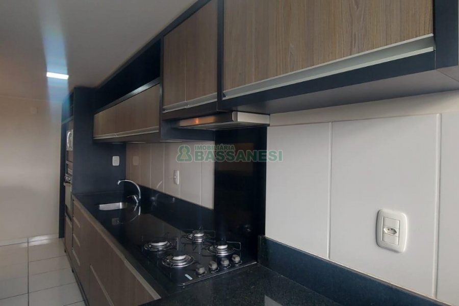 Apto Mobiliado com 58m², 2 dormitórios, 1 vaga, no bairro Vila Verde em Caxias do Sul para Alugar