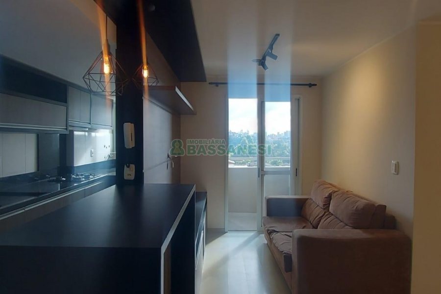 Apto Mobiliado com 58m², 2 dormitórios, 1 vaga, no bairro Vila Verde em Caxias do Sul para Alugar