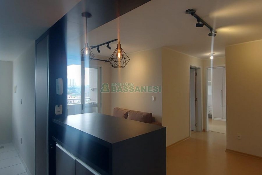Apto Mobiliado com 58m², 2 dormitórios, 1 vaga, no bairro Vila Verde em Caxias do Sul para Alugar