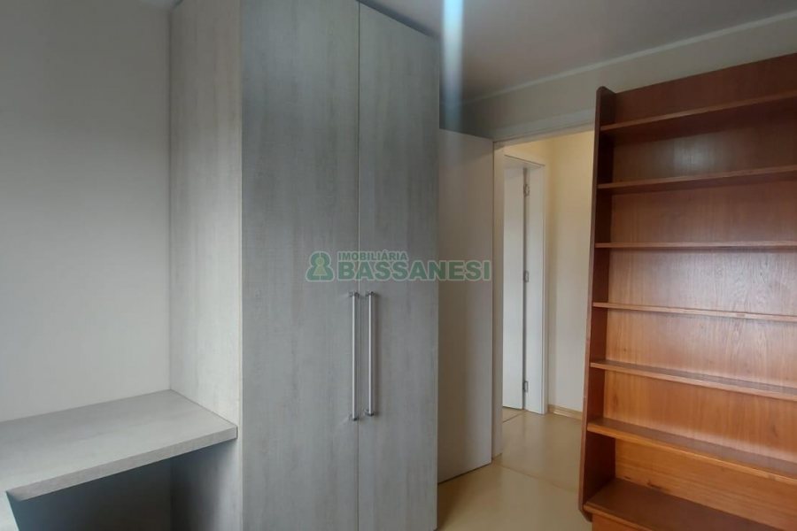 Apto Mobiliado com 58m², 2 dormitórios, 1 vaga, no bairro Vila Verde em Caxias do Sul para Alugar