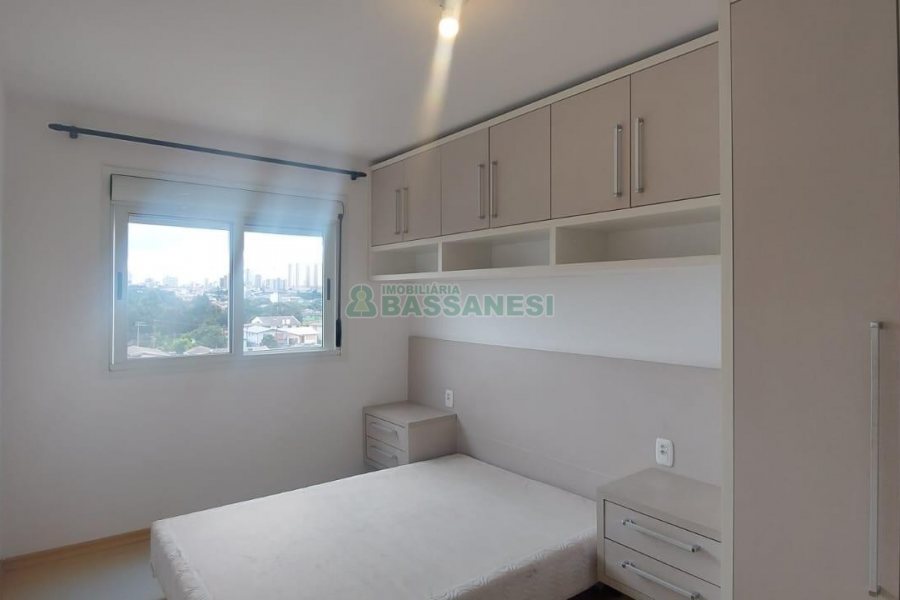 Apto Mobiliado com 58m², 2 dormitórios, 1 vaga, no bairro Vila Verde em Caxias do Sul para Alugar