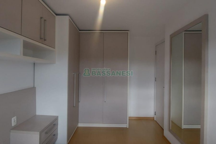 Apto Mobiliado com 58m², 2 dormitórios, 1 vaga, no bairro Vila Verde em Caxias do Sul para Alugar