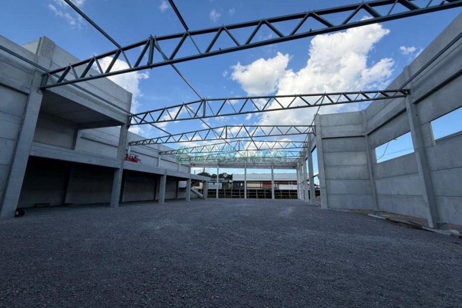 Loja com 1000m², no bairro São José em Caxias do Sul para Alugar