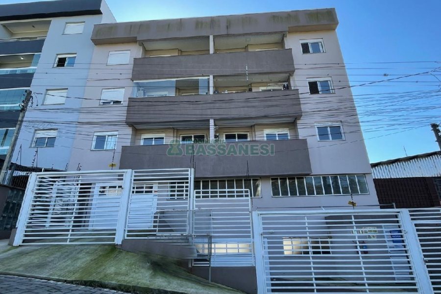 Apartamento com 72m², 2 dormitórios, 2 vagas, no bairro Salgado Filho em Caxias do Sul para Comprar