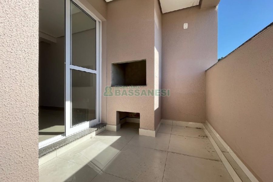 Apartamento com 72m², 2 dormitórios, 2 vagas, no bairro Salgado Filho em Caxias do Sul para Comprar