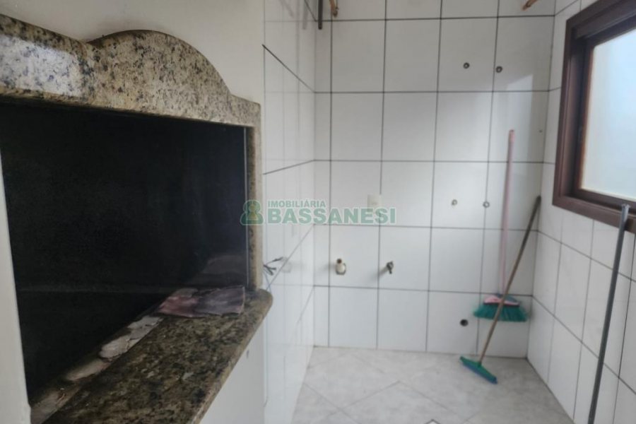 Apartamento com 208m², 3 dormitórios, 2 vagas, no bairro Madureira em Caxias do Sul para Comprar