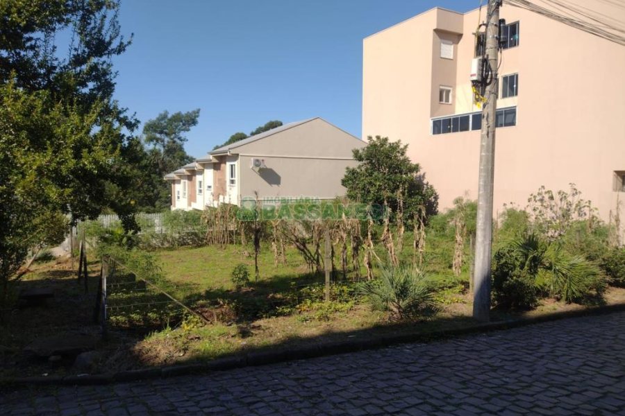 Terreno com 361m², no bairro Bela Vista em Caxias do Sul para Comprar