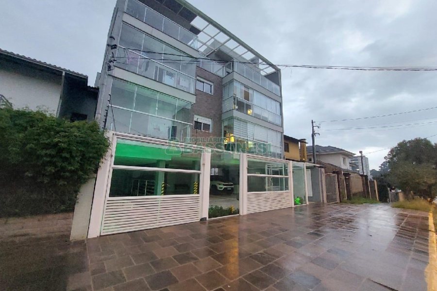 Apartamento com 109m², 3 dormitórios, 2 vagas, no bairro Santa Catarina em Caxias do Sul para Comprar