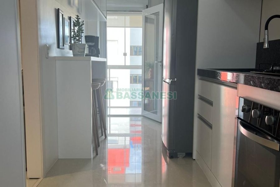 Apartamento com 109m², 3 dormitórios, 2 vagas, no bairro Santa Catarina em Caxias do Sul para Comprar