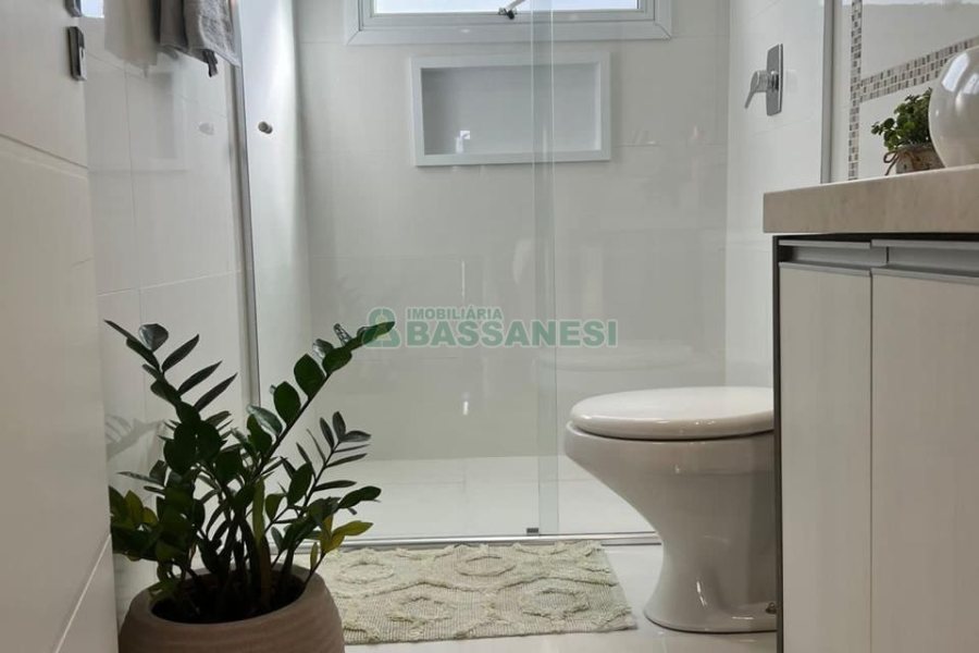Apartamento com 109m², 3 dormitórios, 2 vagas, no bairro Santa Catarina em Caxias do Sul para Comprar
