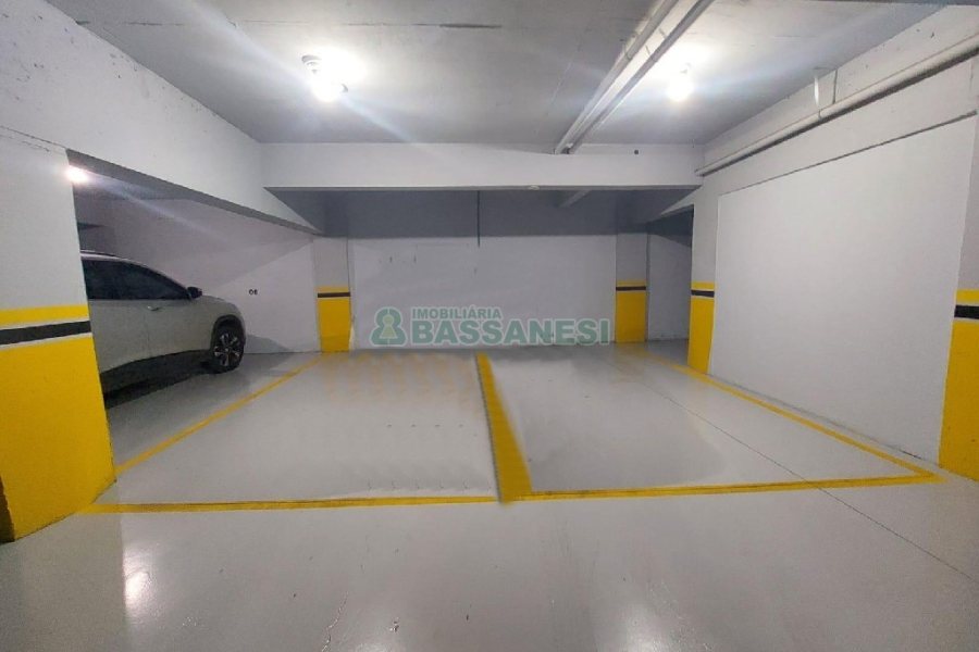 Apartamento com 109m², 3 dormitórios, 2 vagas, no bairro Santa Catarina em Caxias do Sul para Comprar