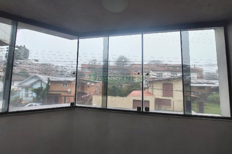 Apto Mobiliado com 25m², 1 dormitório, no bairro Presidente Vargas em Caxias do Sul para Comprar