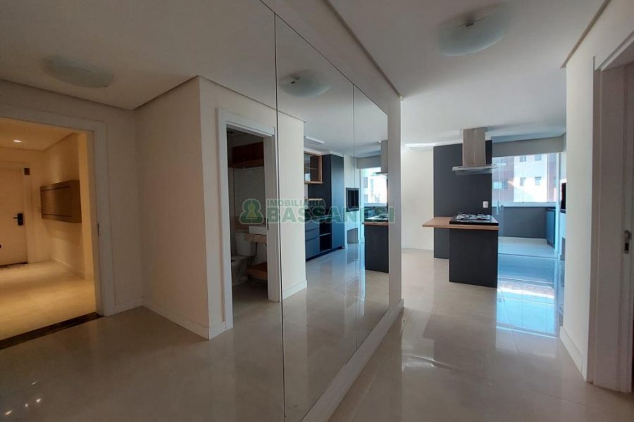 Apartamento com 158m², 3 dormitórios, 3 vagas, no bairro Jardim América em Caxias do Sul para Comprar