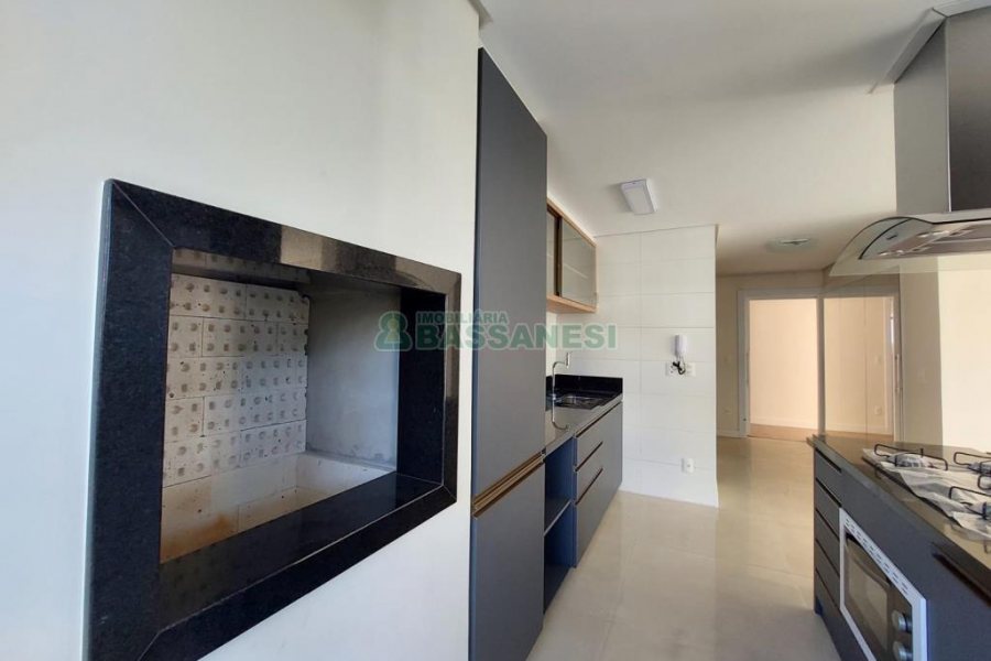 Apartamento com 158m², 3 dormitórios, 3 vagas, no bairro Jardim América em Caxias do Sul para Comprar
