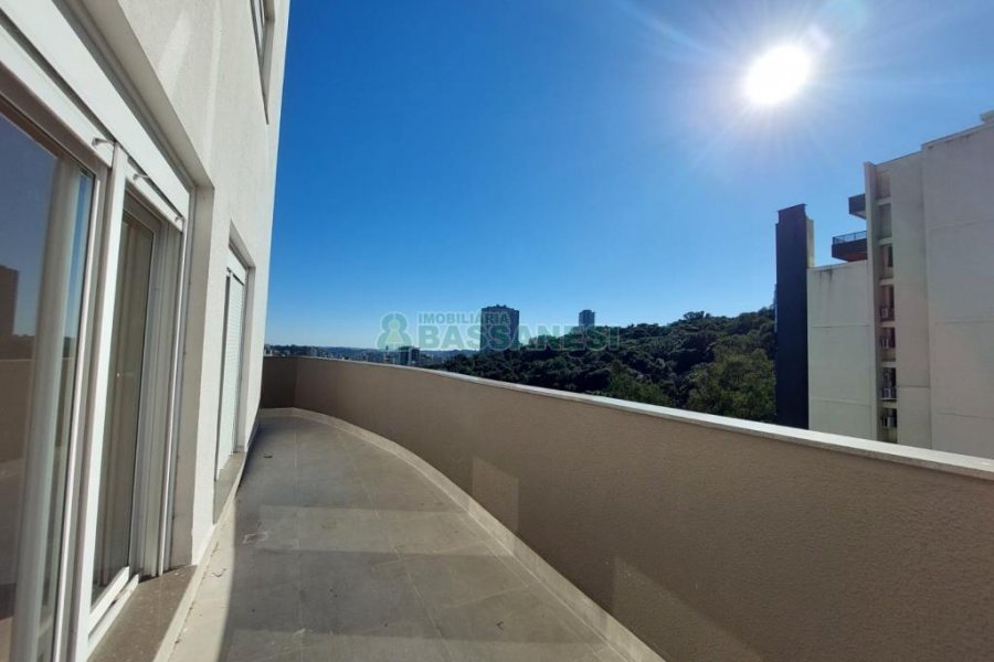 Apartamento com 158m², 3 dormitórios, 3 vagas, no bairro Jardim América em Caxias do Sul para Comprar
