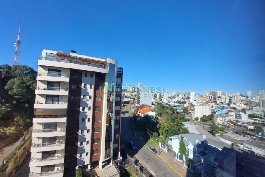 Apartamento com 158m², 3 dormitórios, 3 vagas, no bairro Jardim América em Caxias do Sul para Comprar