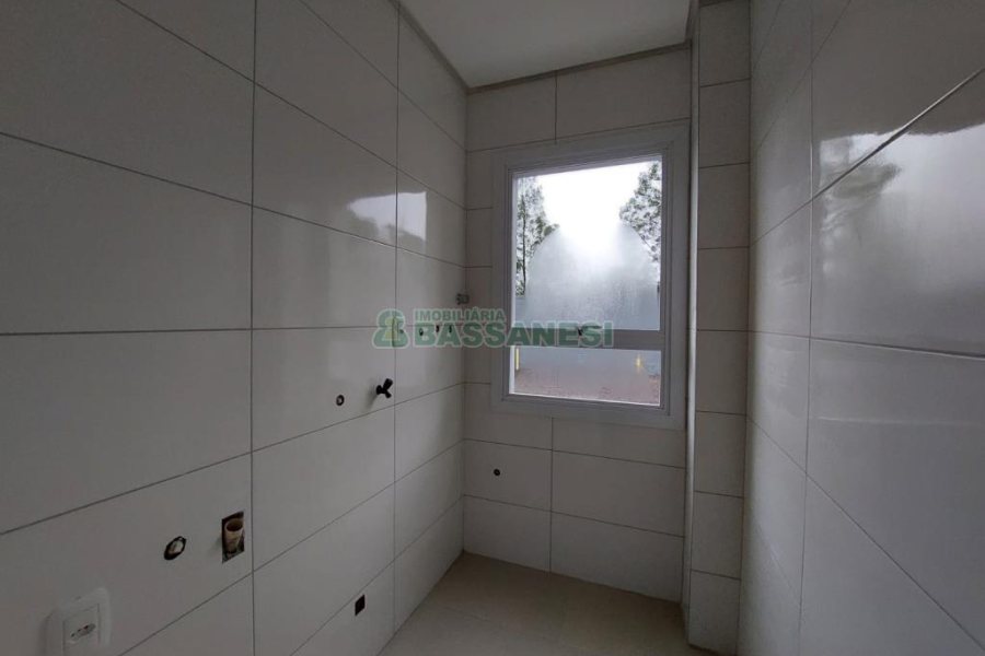 Apartamento com 64m², 2 dormitórios, 2 vagas, no bairro São Luiz em Caxias do Sul para Comprar