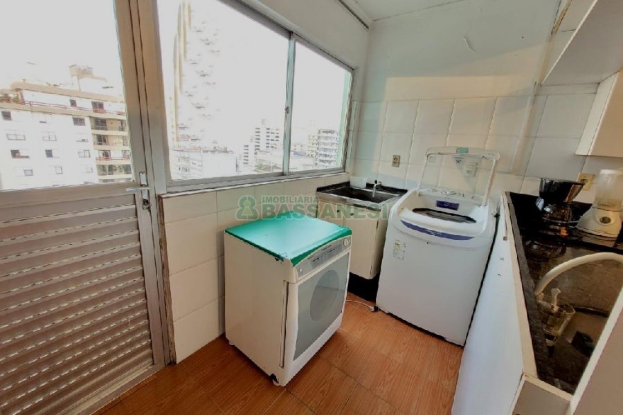 Apto Mobiliado com 140m², 3 dormitórios, 1 vaga, no bairro São Pelegrino em Caxias do Sul para Comprar