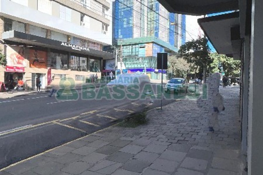 Loja com 250m², no bairro São Pelegrino em Caxias do Sul para Alugar