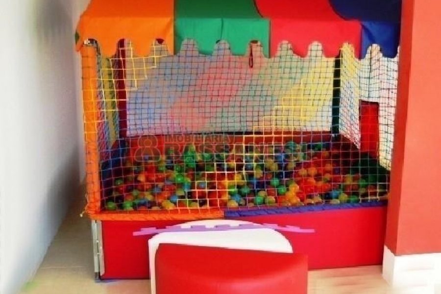 Apto Mobiliado com 70m², 2 dormitórios, 1 vaga, no bairro Panazzolo em Caxias do Sul para Alugar