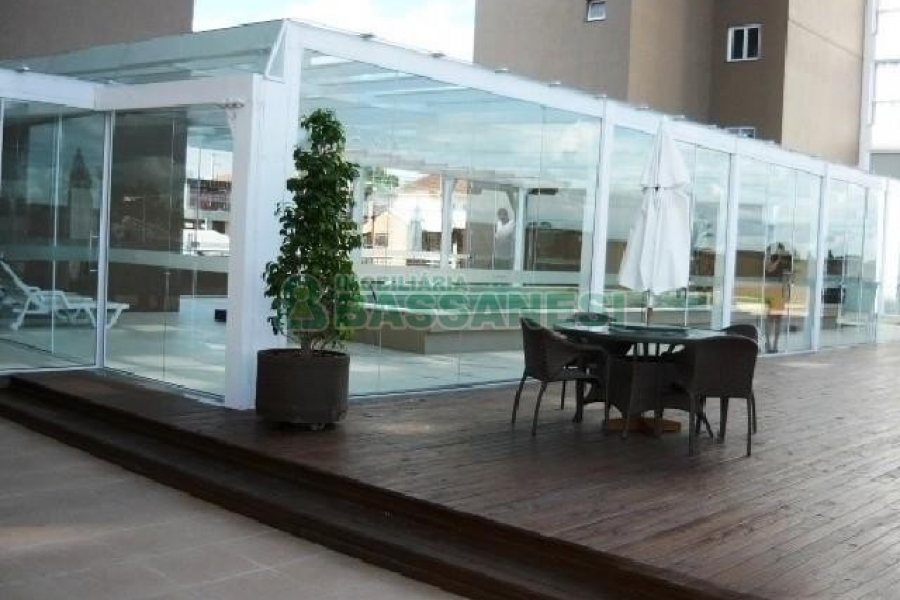 Apto Mobiliado com 70m², 2 dormitórios, 1 vaga, no bairro Panazzolo em Caxias do Sul para Alugar