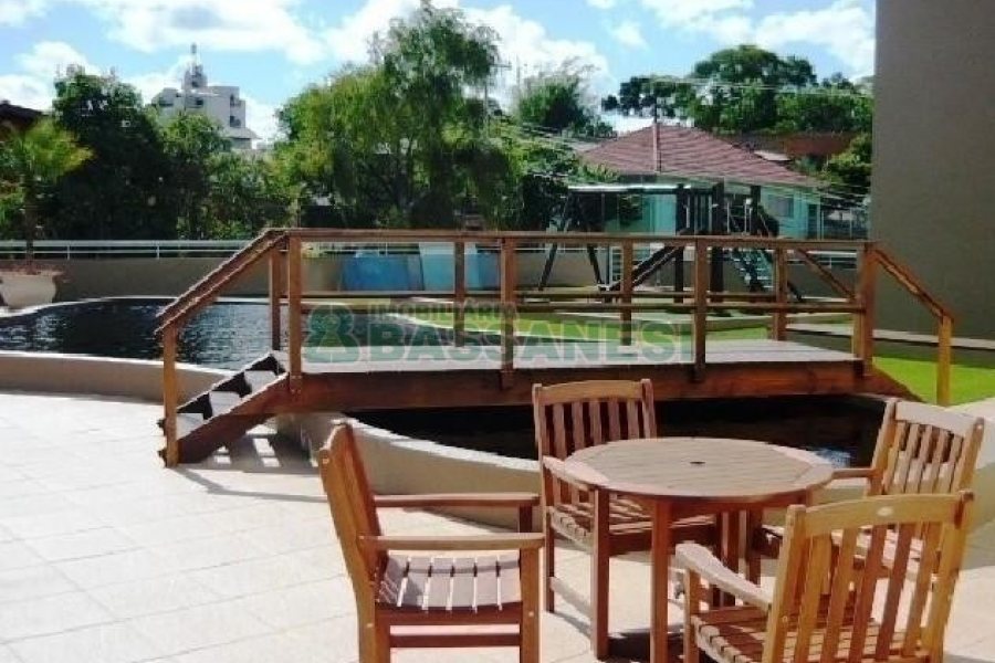 Apto Mobiliado com 70m², 2 dormitórios, 1 vaga, no bairro Panazzolo em Caxias do Sul para Alugar