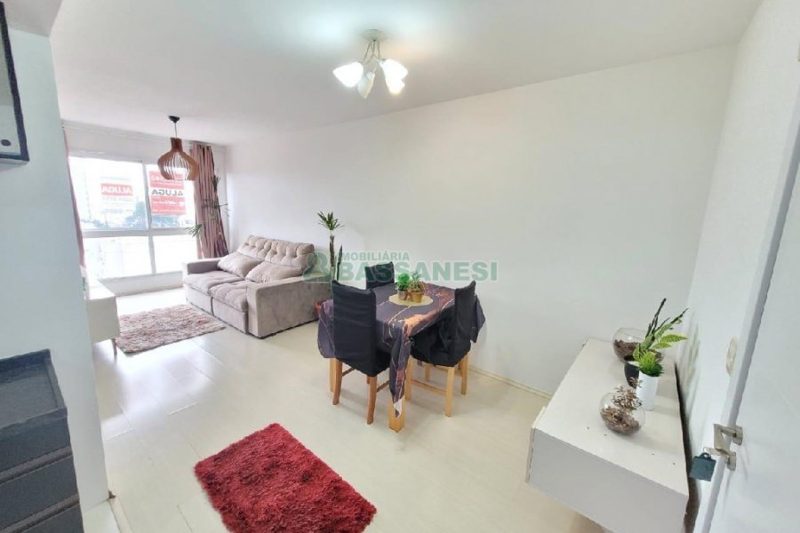 Apto Mobiliado com 70m², 2 dormitórios, 1 vaga, no bairro Panazzolo em Caxias do Sul para Alugar