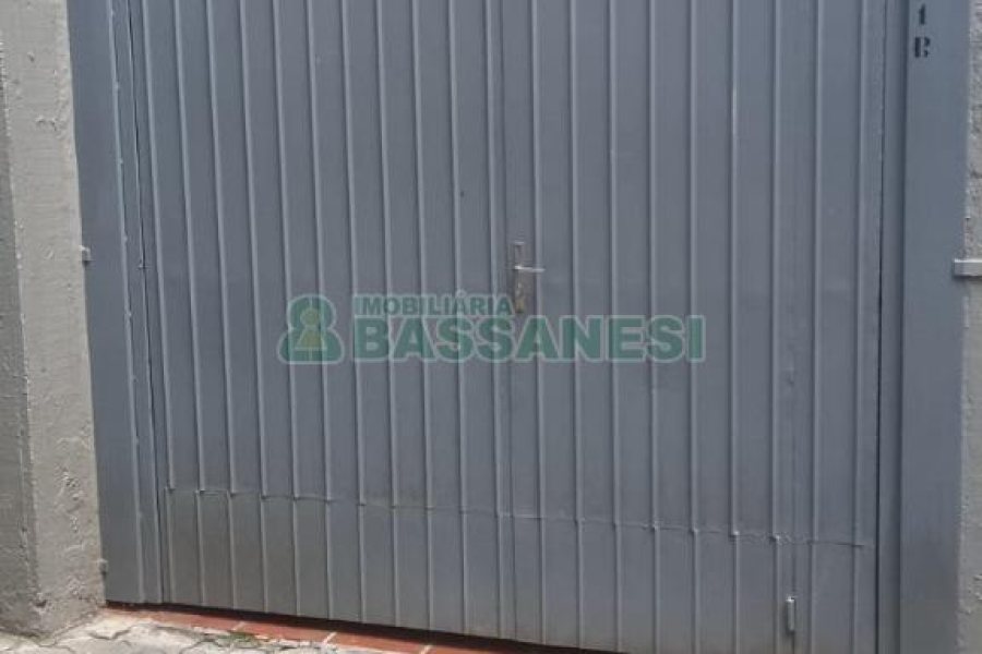 Apartamento com 77m², 3 dormitórios, 1 vaga, no bairro Petrópolis em Caxias do Sul para Comprar