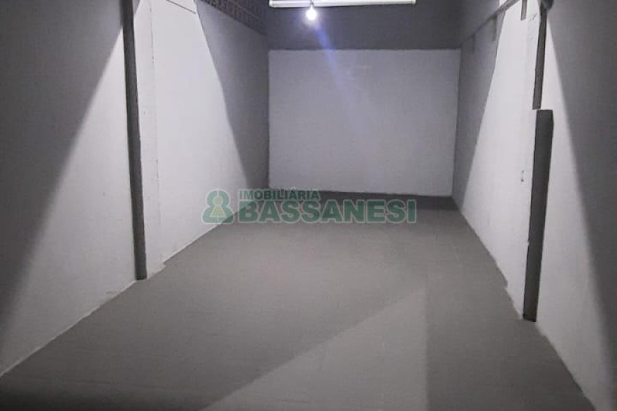 Apartamento com 90m², 3 dormitórios, 1 vaga, no bairro Petrópolis em Caxias do Sul para Comprar