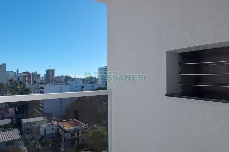 Apartamento com 42m², 1 dormitório, 1 vaga, no bairro Lourdes em Caxias do Sul para Alugar