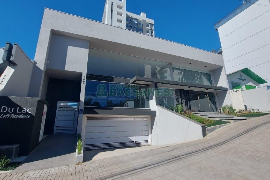 Apartamento com 42m², 1 dormitório, 1 vaga, no bairro Lourdes em Caxias do Sul para Alugar