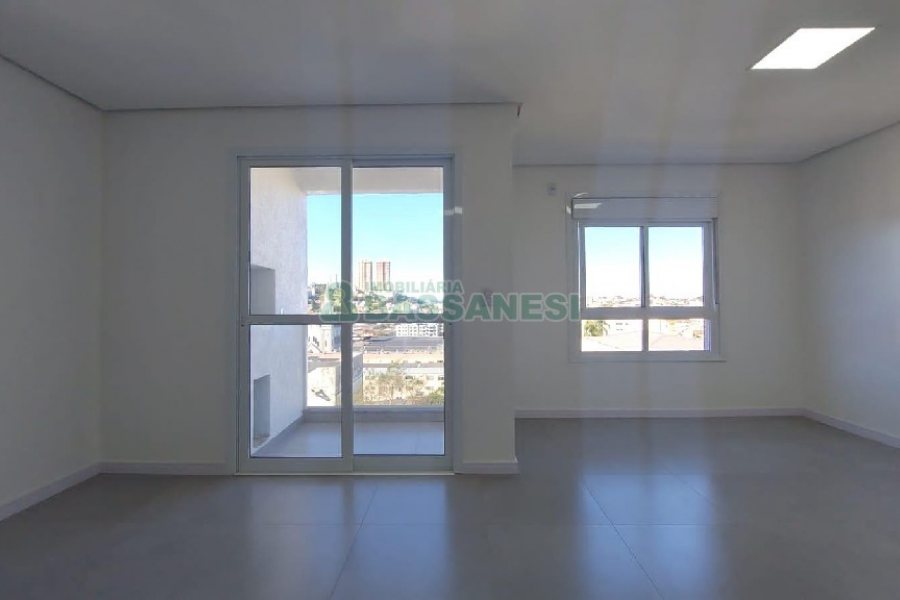 Apartamento com 42m², 1 dormitório, 1 vaga, no bairro Lourdes em Caxias do Sul para Alugar