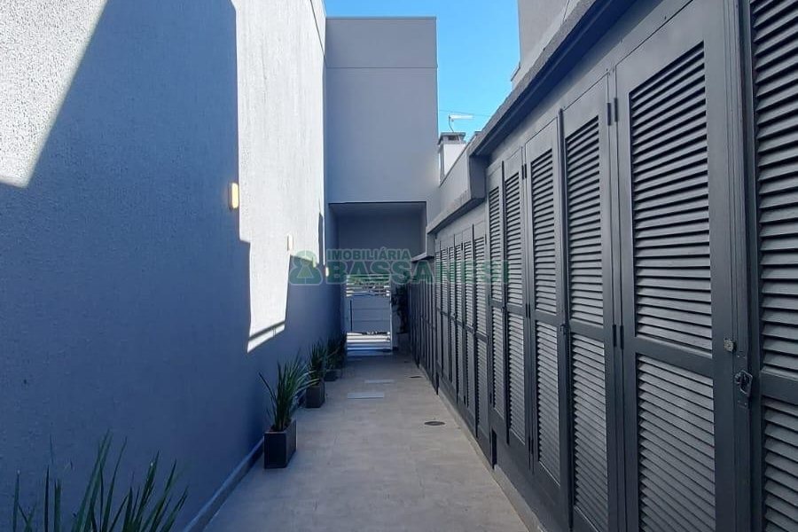 Apartamento com 42m², 1 dormitório, 1 vaga, no bairro Lourdes em Caxias do Sul para Alugar