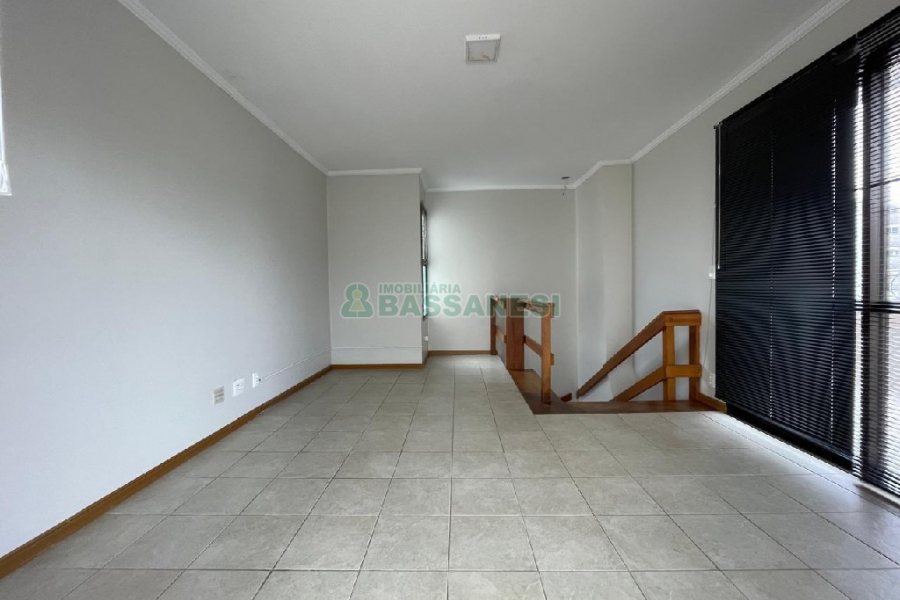 Apto Mobiliado com 260m², 3 dormitórios, 3 vagas, no bairro Centro em Caxias do Sul para Alugar