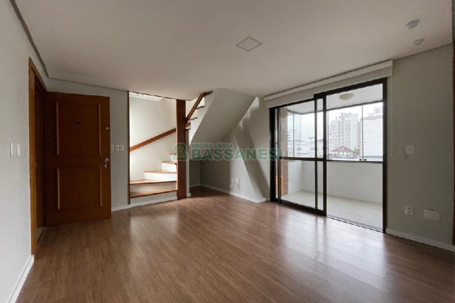 Apto Mobiliado com 260m², 3 dormitórios, 3 vagas, no bairro Centro em Caxias do Sul para Alugar