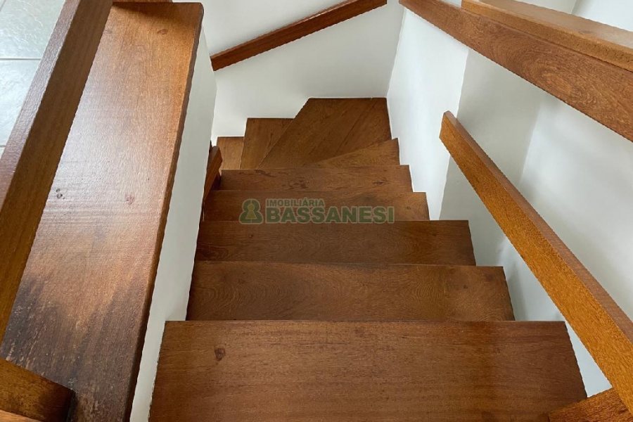 Apto Mobiliado com 260m², 3 dormitórios, 3 vagas, no bairro Centro em Caxias do Sul para Alugar