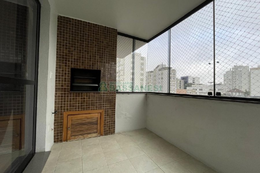 Apto Mobiliado com 260m², 3 dormitórios, 3 vagas, no bairro Centro em Caxias do Sul para Alugar
