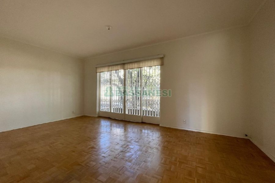 Apartamento com 112m², 3 dormitórios, 1 vaga, no bairro Centro em Caxias do Sul para Alugar