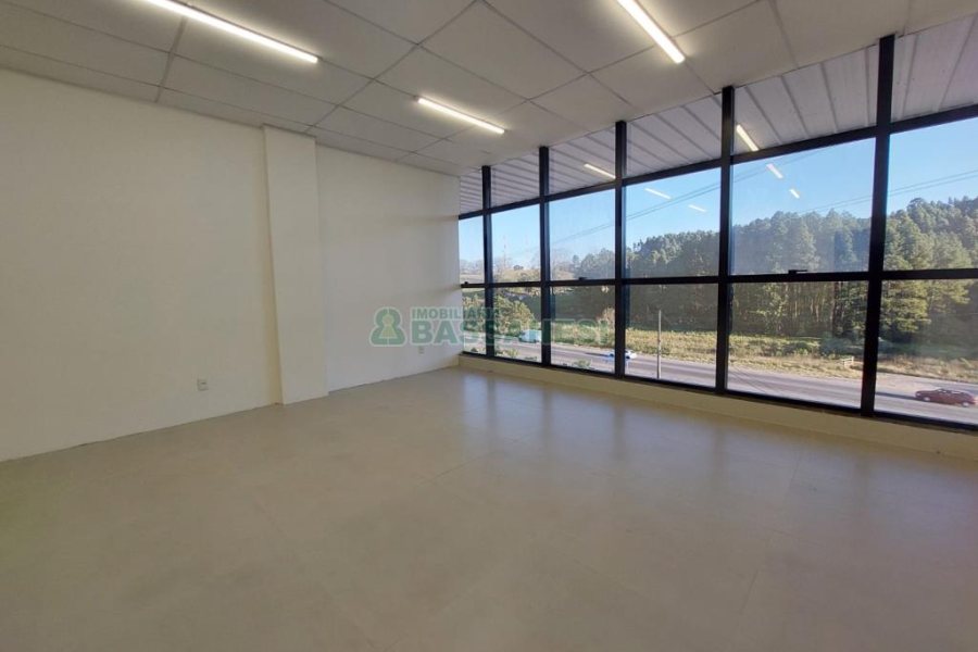 Sala com 35m², no bairro São Ciro em Caxias do Sul para Alugar