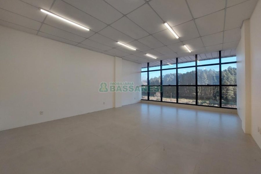 Sala com 35m², no bairro São Ciro em Caxias do Sul para Alugar