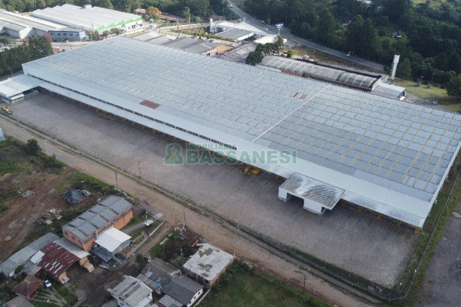 Pavilhão com 5000m², no bairro Cidade Nova em Caxias do Sul para Alugar