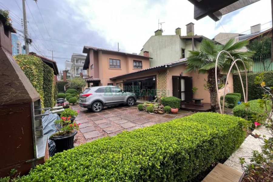 Casa com 190m², 3 dormitórios, 1 vaga, no bairro Jardim Eldorado em Caxias do Sul para Alugar