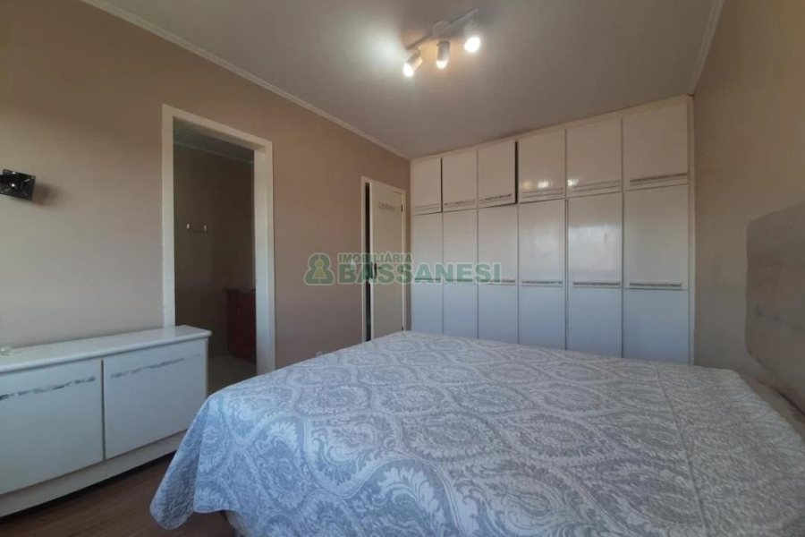 Apto Mobiliado com 122m², 3 dormitórios, 1 vaga, no bairro Pio X em Caxias do Sul para Alugar ou Comprar