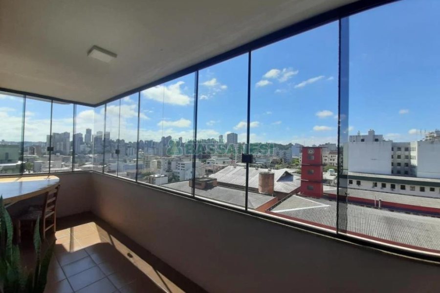 Apto Mobiliado com 122m², 3 dormitórios, 1 vaga, no bairro Pio X em Caxias do Sul para Alugar ou Comprar