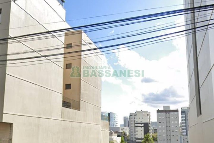 Terreno com 405m², no bairro Sanvitto em Caxias do Sul para Comprar